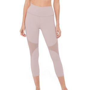 ALO YOGA HIGH-WAIST COAST CAPRI